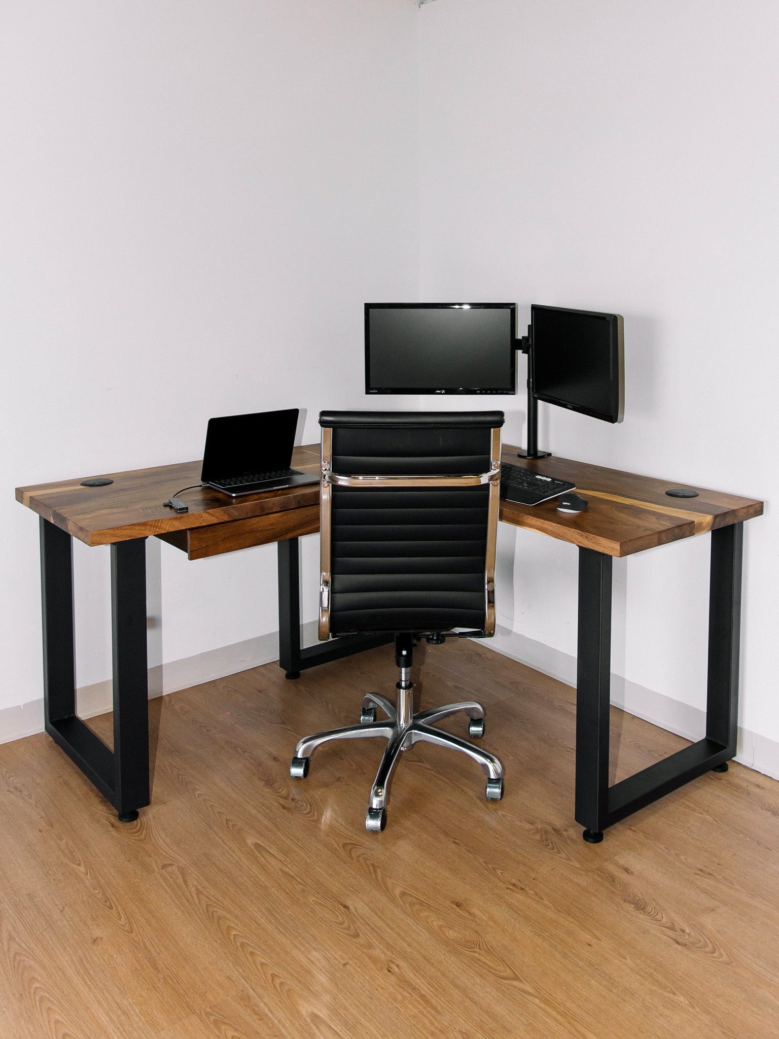 Solid Wood L-Shaped Desk | Walnut Wood | Spacious Workstation